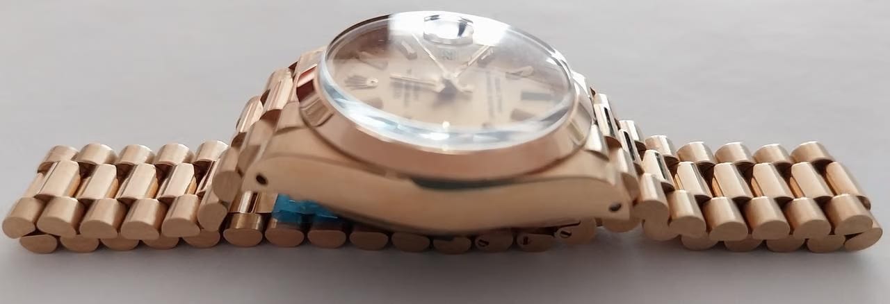 Rolex | Datejust | 6916 | Yellow gold | 26 mm | Yellow gold | Champagne | Automatic