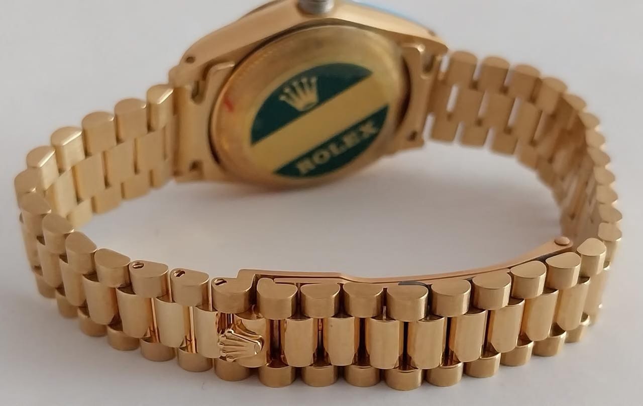 Rolex | Datejust | 6916 | Yellow gold | 26 mm | Yellow gold | Champagne | Automatic