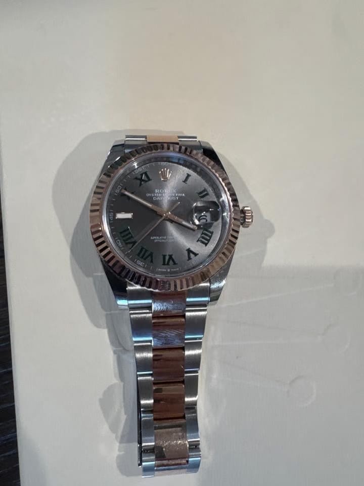Rolex | Datejust | 126331 | Rose gold | 41 mm | Gold/Steel | Grey | Automatic
