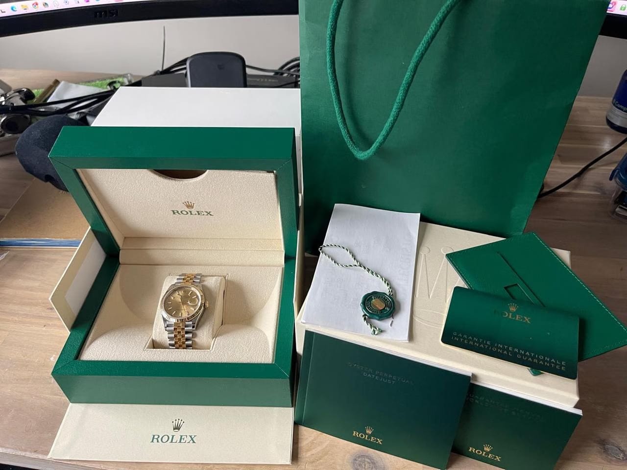 Rolex | Datejust | 126233 | Yellow gold | 36 mm | Gold/Steel | Champagne | Automatic