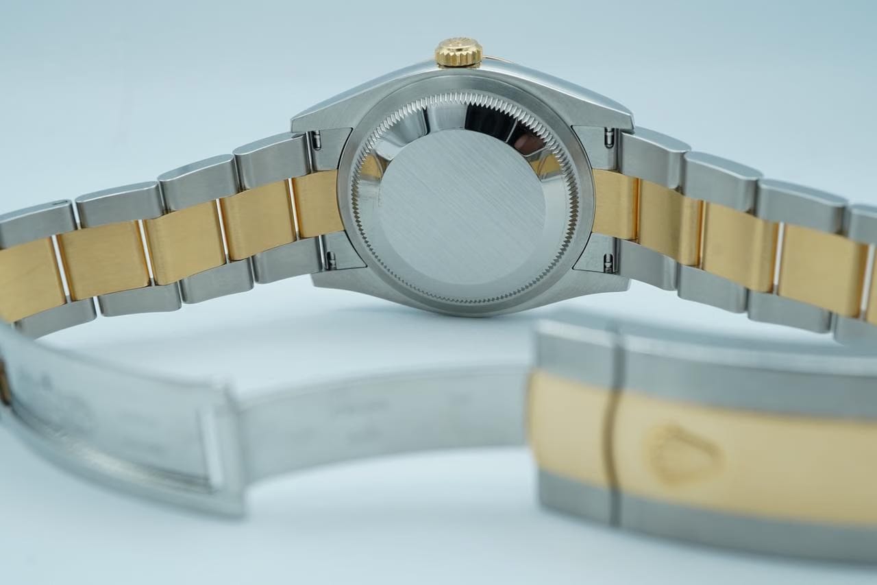 Rolex | Datejust | 126233 | Yellow gold | 36 mm | Yellow gold | Champagne | Automatic