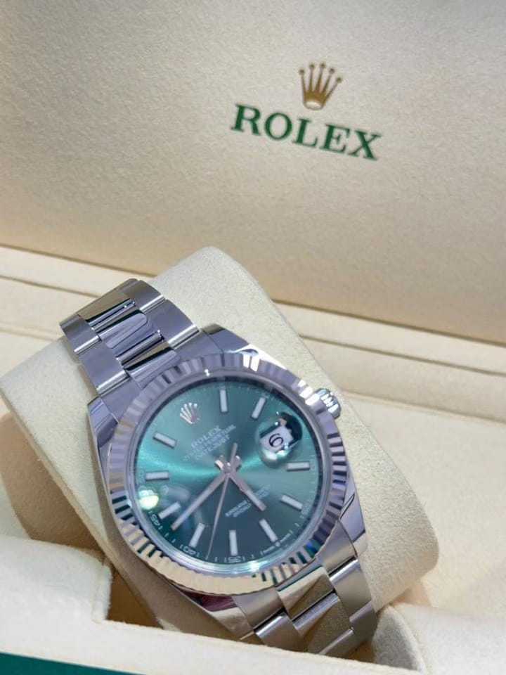 Rolex | Datejust | 126334 | Silver | 41 mm | Steel | Green | Automatic