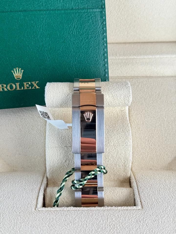 Rolex | Datejust | 126301-0009 | Gold/Steel | 41 mm | Gold/Steel | Silver | Automatic