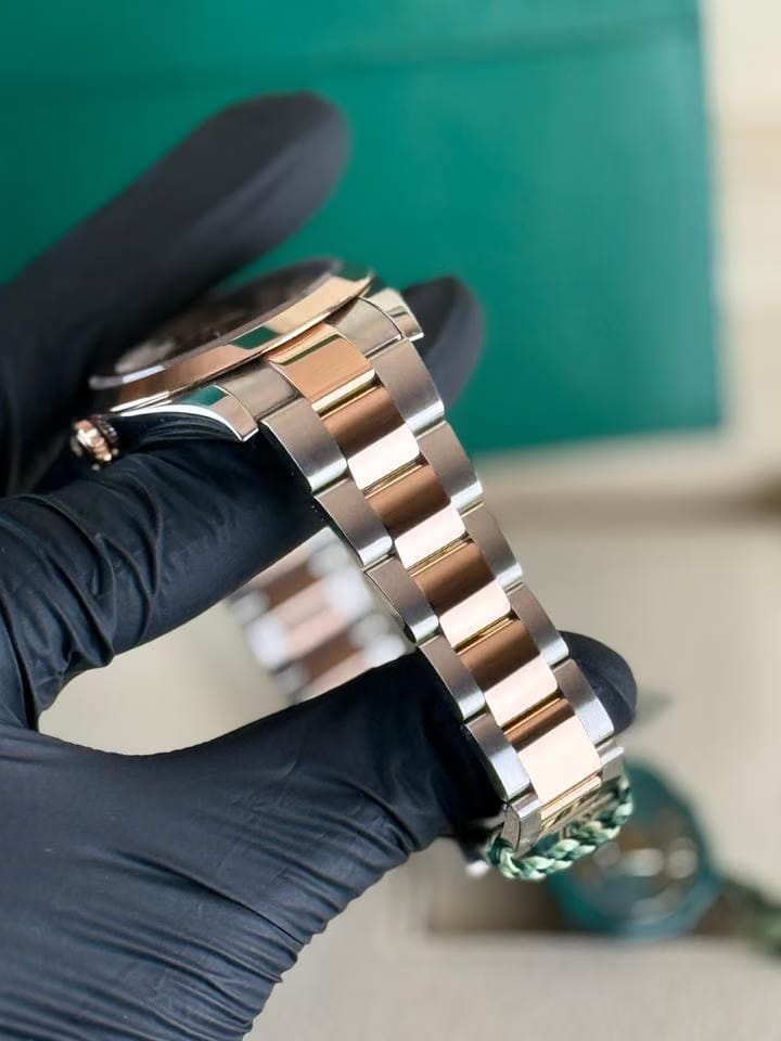 Rolex | Datejust | 126301-0009 | Gold/Steel | 41 mm | Gold/Steel | Silver | Automatic