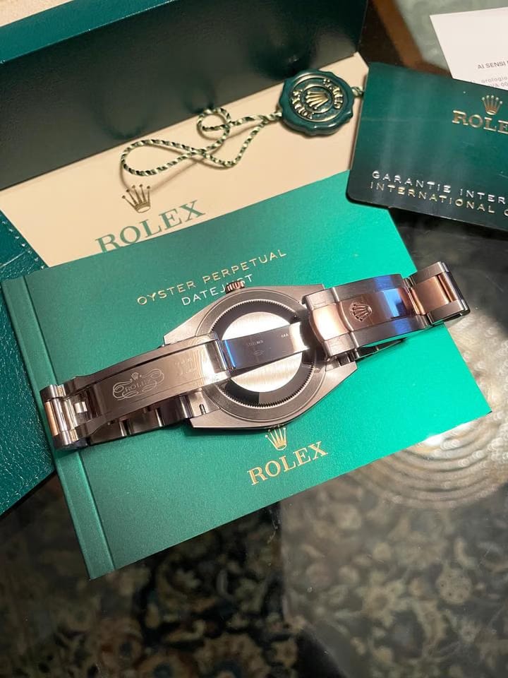 Rolex | Datejust | 126301 | Rose gold | 41 mm | Rose gold | Grey | Automatic
