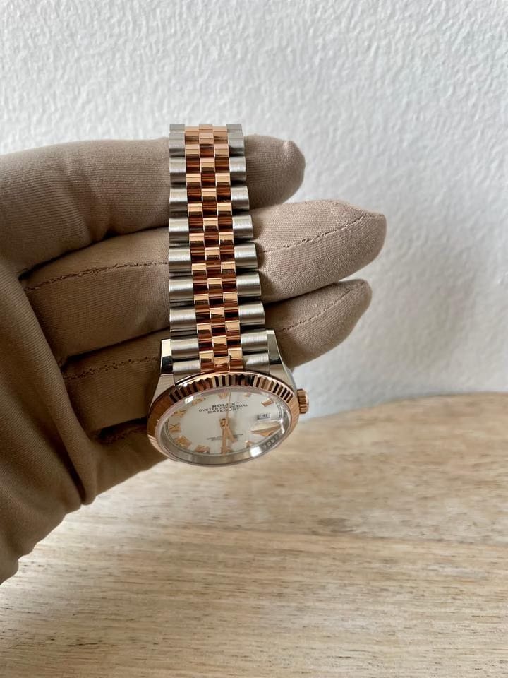 Rolex | Datejust | 126231 | Gold/Steel | 36 x 44 mm | Gold/Steel | White | Automatic