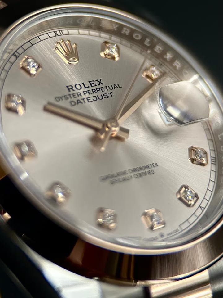 Rolex | Datejust | 126301 | Rose gold | 41 mm | Gold/Steel | Silver | Automatic