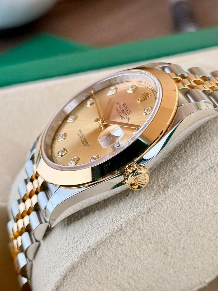 Rolex | Datejust | 126303 | Yellow gold | 41 mm | Gold/Steel | Champagne | Automatic
