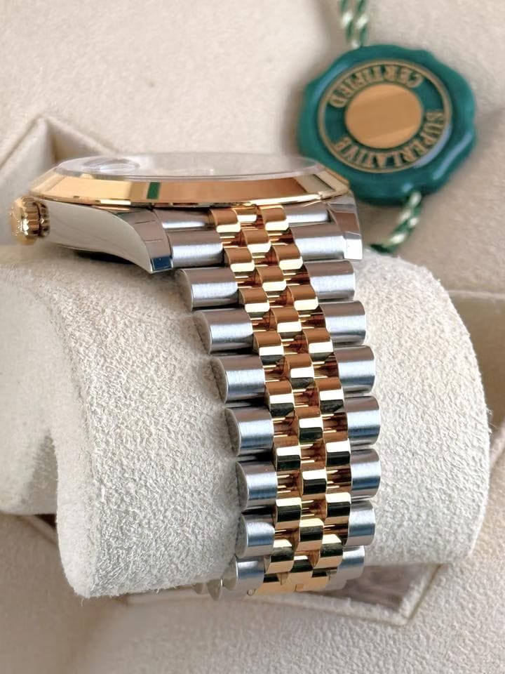 Rolex | Datejust | 126303 | Yellow gold | 41 mm | Gold/Steel | Champagne | Automatic
