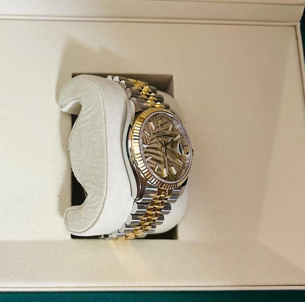 Rolex | Datejust | 126233 | 36 mm | Gold/Steel | Champagne | Automatic