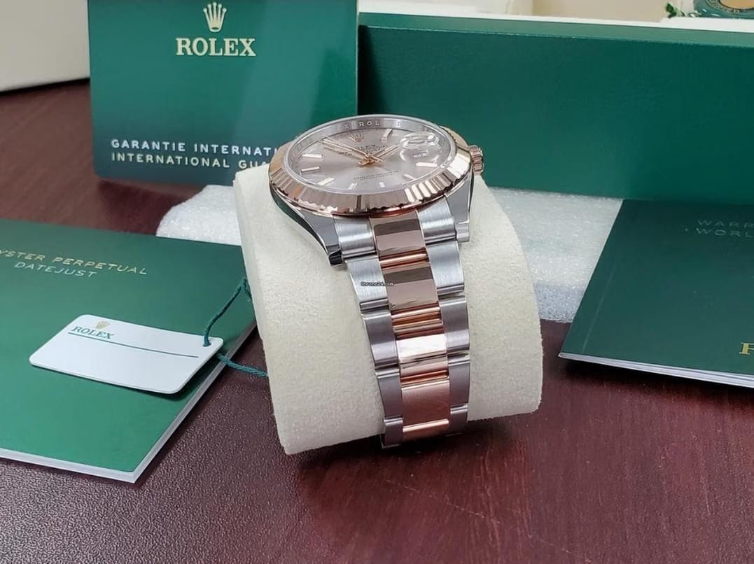Rolex | Datejust | 126331 | Gold/Steel | 41 mm | Gold/Steel | Silver | Automatic