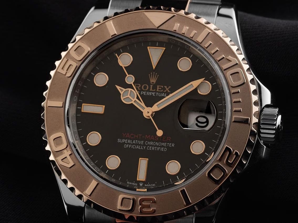 Rolex | Yacht-Master | 126621 | Gold/Steel | 40 mm | Black