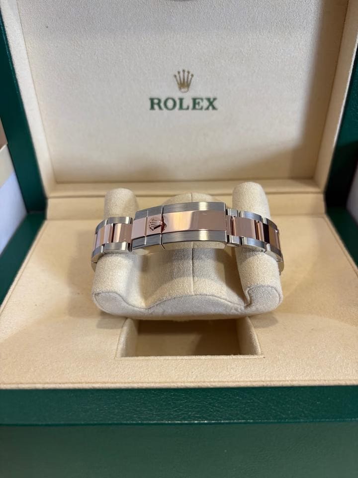 Rolex | Yacht-Master | 126621 | Steel | 40 mm | Gold/Steel | Black | Automatic