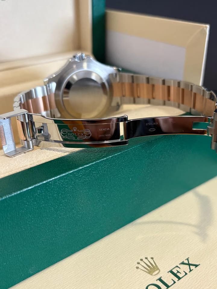 Rolex | Yacht-Master | 126621 | Steel | 40 mm | Gold/Steel | Black | Automatic