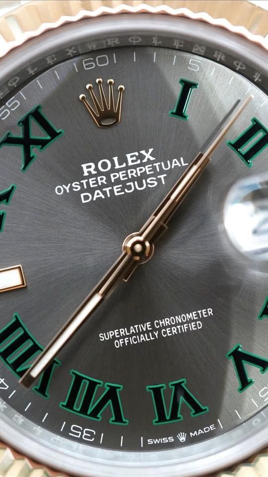 Rolex | Datejust | 126331 | Gold/Steel | 41 mm | Gold/Steel | Green | Automatic