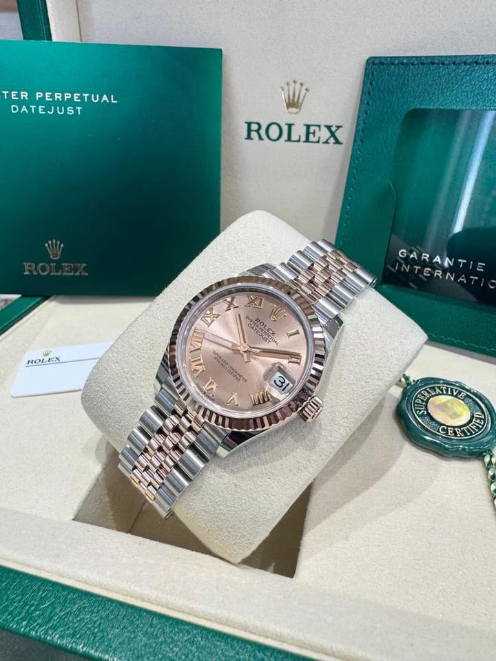 Rolex | Datejust | 278271 | Gold/Steel | 31 x 37 mm | Gold/Steel | Pink | Automatic