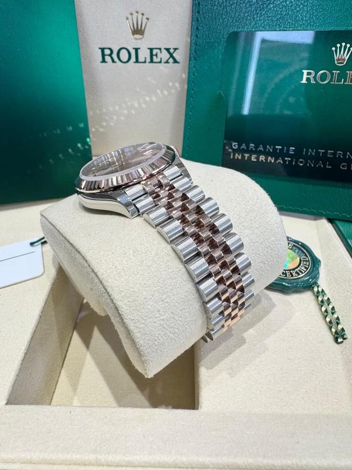 Rolex | Datejust | 278271 | Gold/Steel | 31 x 37 mm | Gold/Steel | Pink | Automatic
