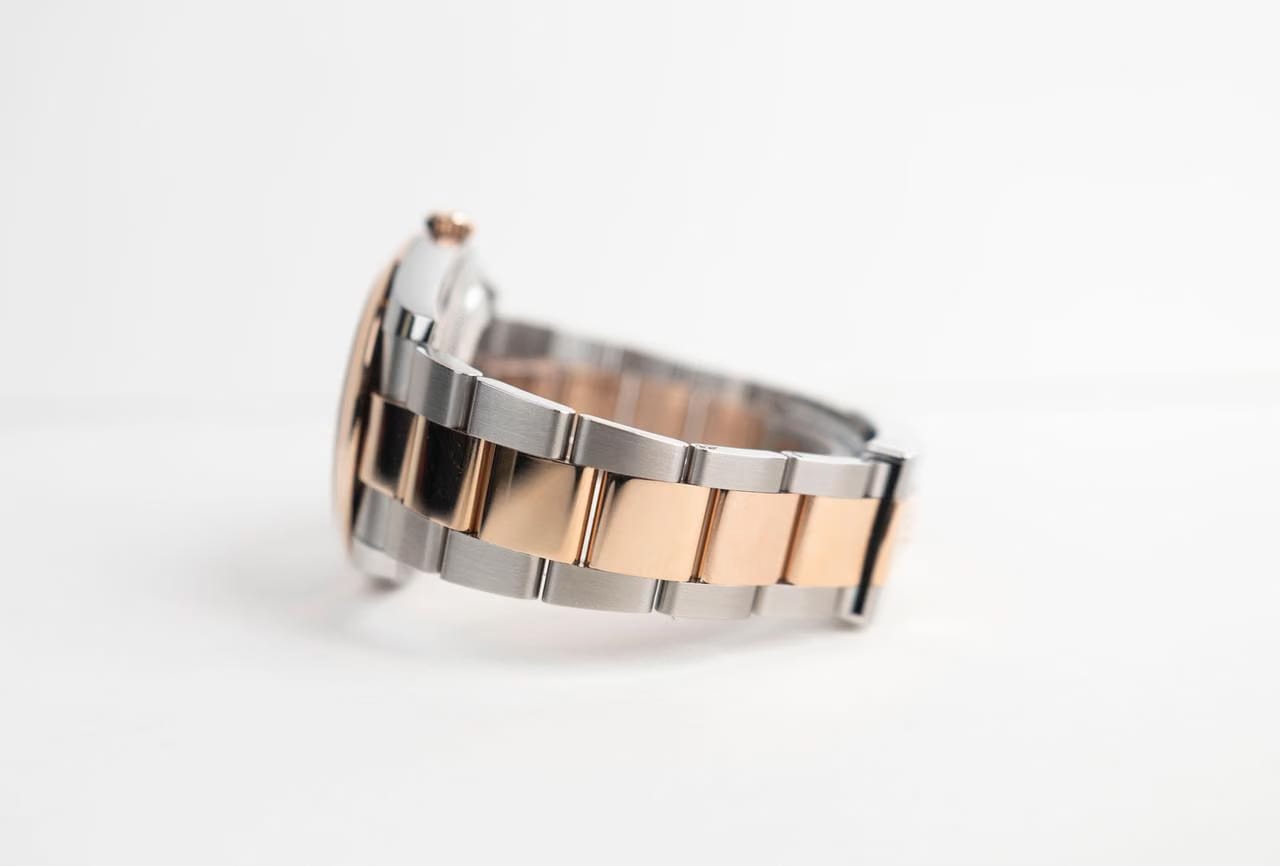 Rolex | Datejust | 126301 | Gold/Steel | 41 mm | Gold/Steel | Mother of pearl | Automatic