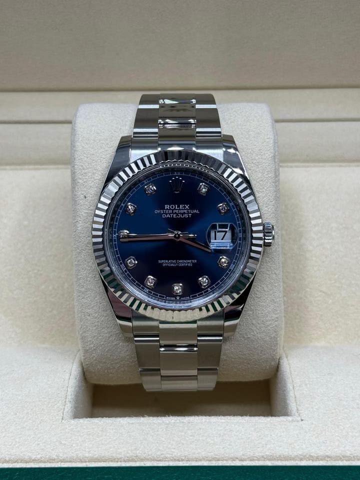Rolex | Datejust | 126334 | White gold | 41 mm | Steel | Bordeaux | Automatic