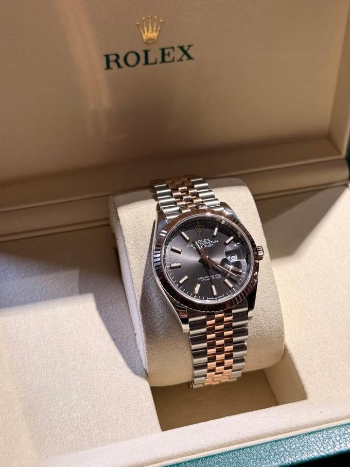 Rolex | Datejust | 126231 | Steel | 36 x 44 mm | Gold/Steel | Grey | Automatic
