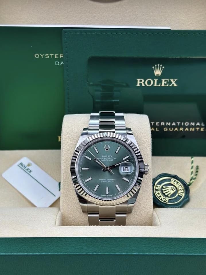 Rolex | Datejust | 126334 green | Steel | 41 mm | Steel | Green | Automatic