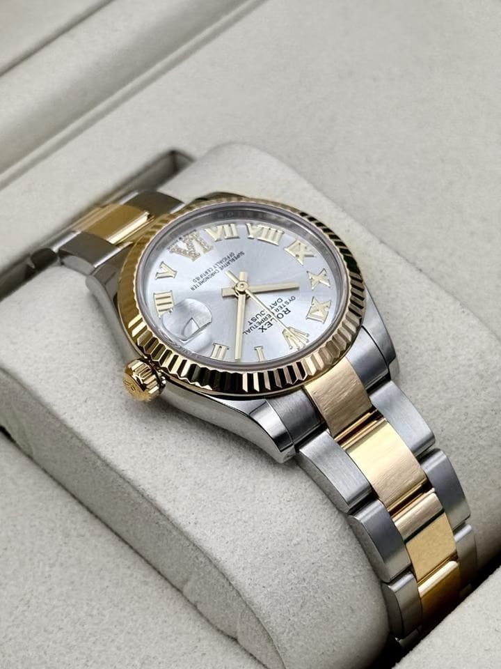 Rolex | Datejust | 278273 | Gold/Steel | 31 x 37 mm | Gold/Steel | Silver | Automatic