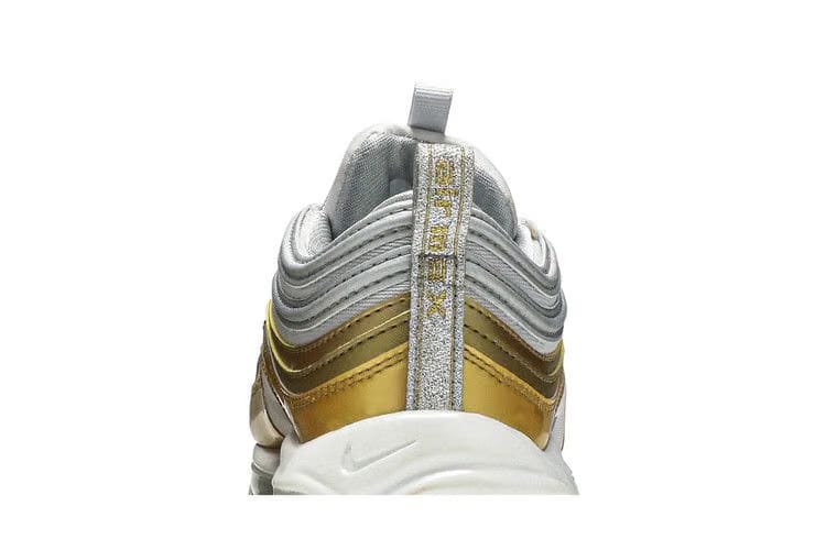 Wmns Air Max 97 'Metallic Gold'