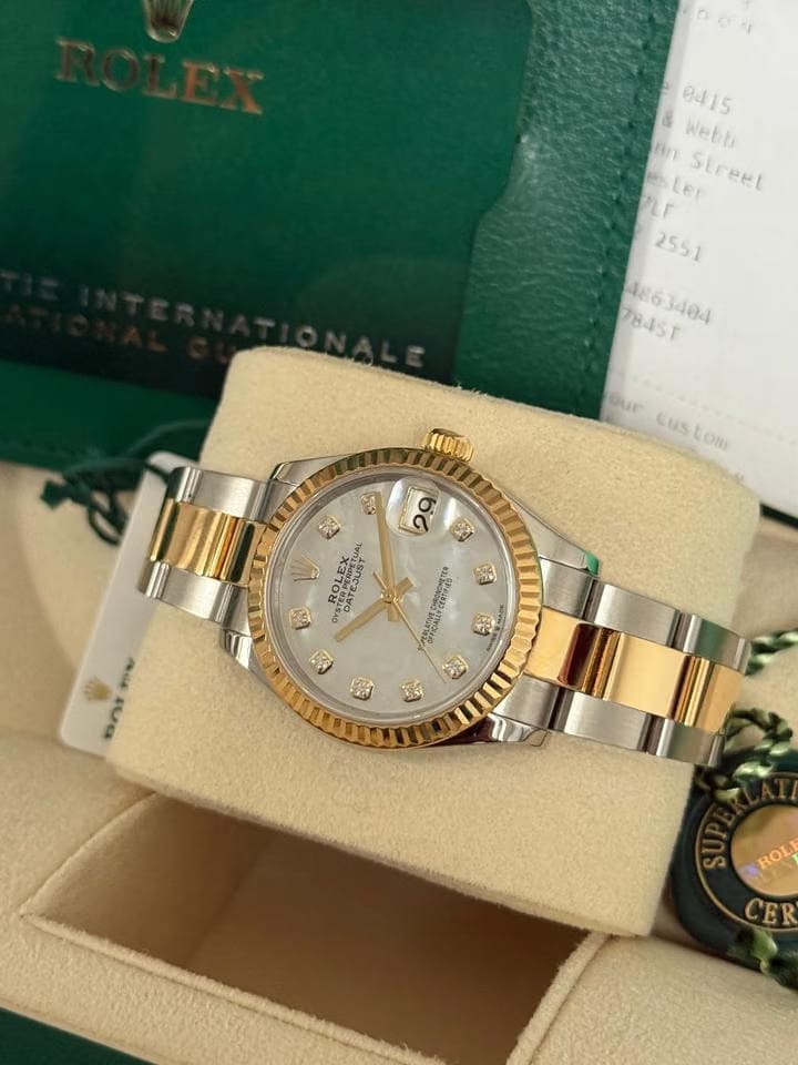 Rolex | Datejust | 278273 | Gold/Steel | 31 x 37 mm | Gold/Steel | Mother of pearl | Automatic