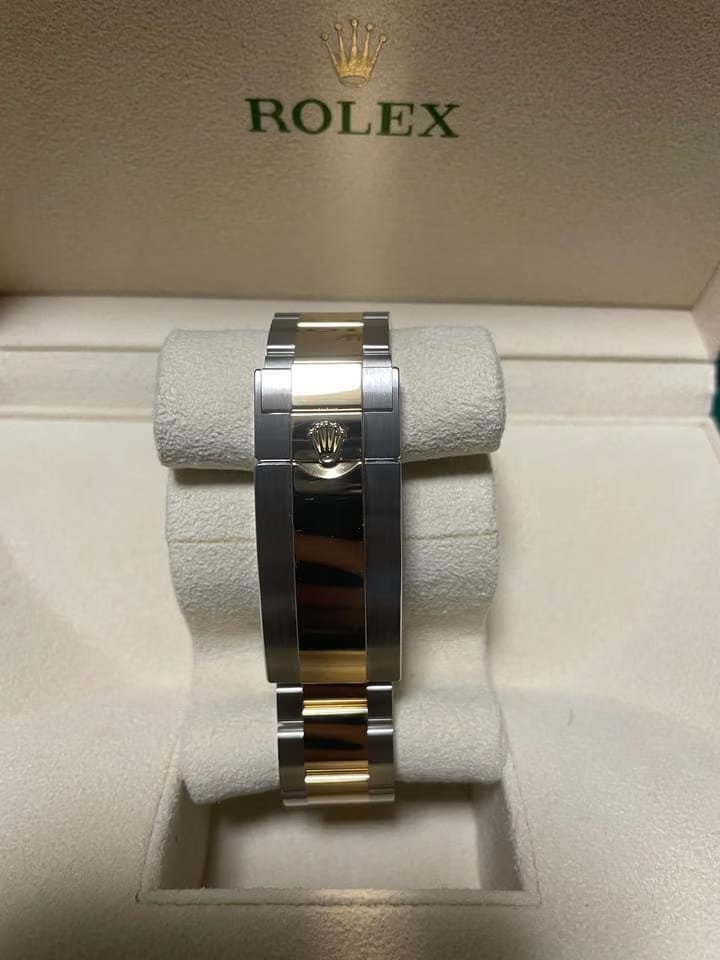 Rolex | Sea-Dweller | 126603 | Yellow gold | 43 mm | Gold/Steel | Black | Automatic