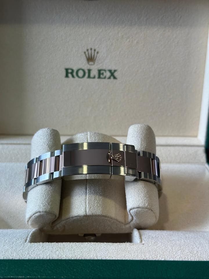 Rolex | Yacht-Master | 126621-cm9-dc702 | Gold/Steel | 40 mm | Gold/Steel | Black | Automatic