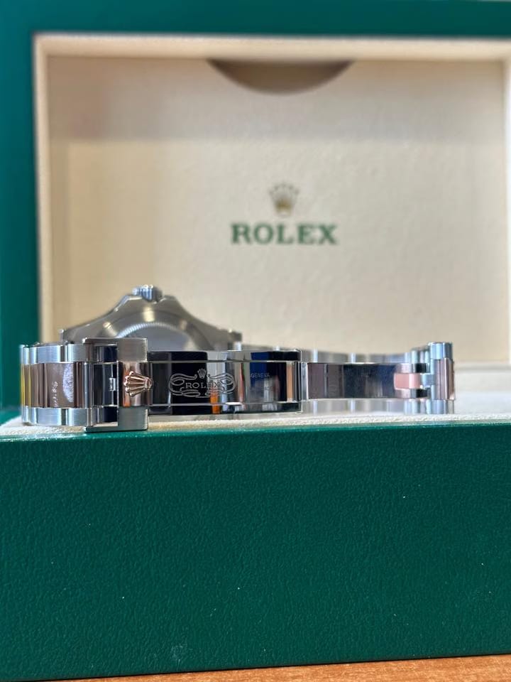 Rolex | Yacht-Master | 126621-cm9-dc702 | Gold/Steel | 40 mm | Gold/Steel | Black | Automatic