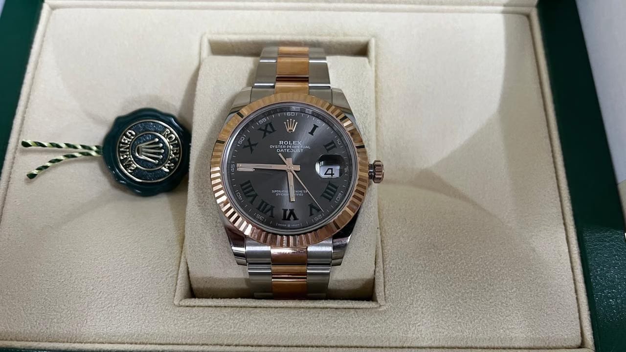 Rolex | Datejust | 126331 | 41 mm | Gold/Steel | Green | Automatic