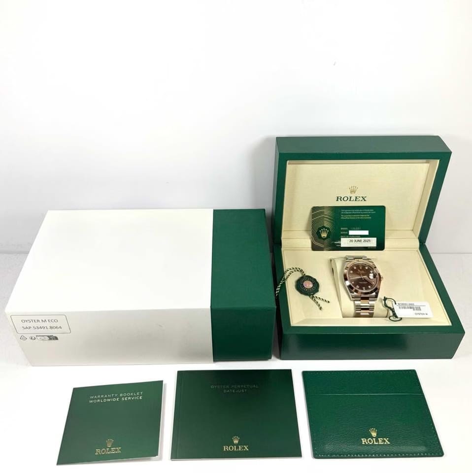 Rolex | Datejust | 126301 | Rose gold | 41 mm | Brown