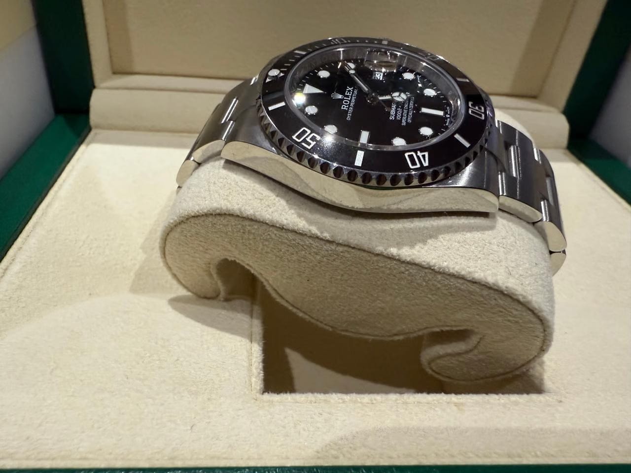 Rolex | Submariner | 16610 | Steel | 30 mm | Steel | Black | Automatic