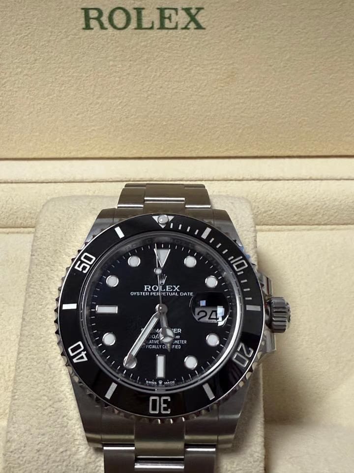 Rolex | Submariner | 16610 | Steel | 30 mm | Steel | Black | Automatic