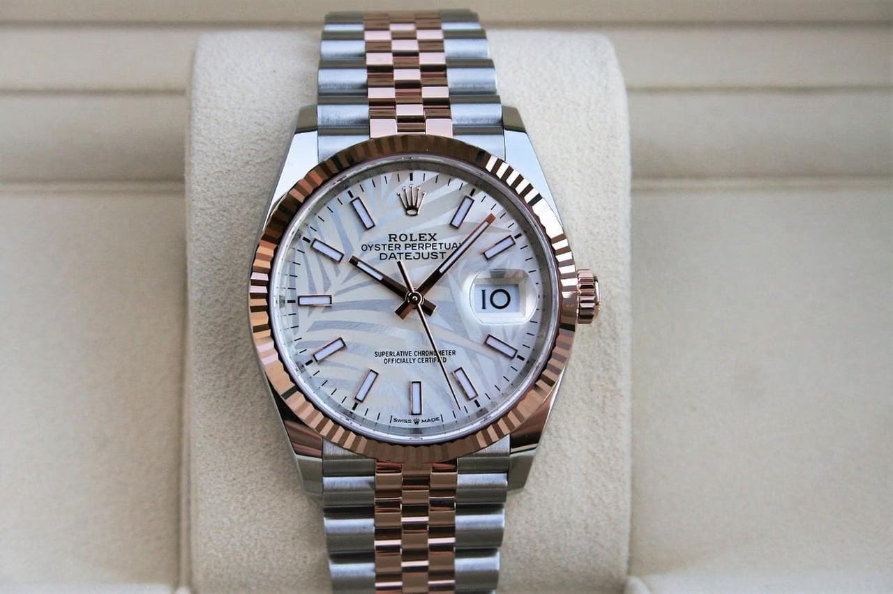 Rolex | Datejust | 126231 | Steel | 36 x 44 mm | Gold/Steel | Silver | Automatic