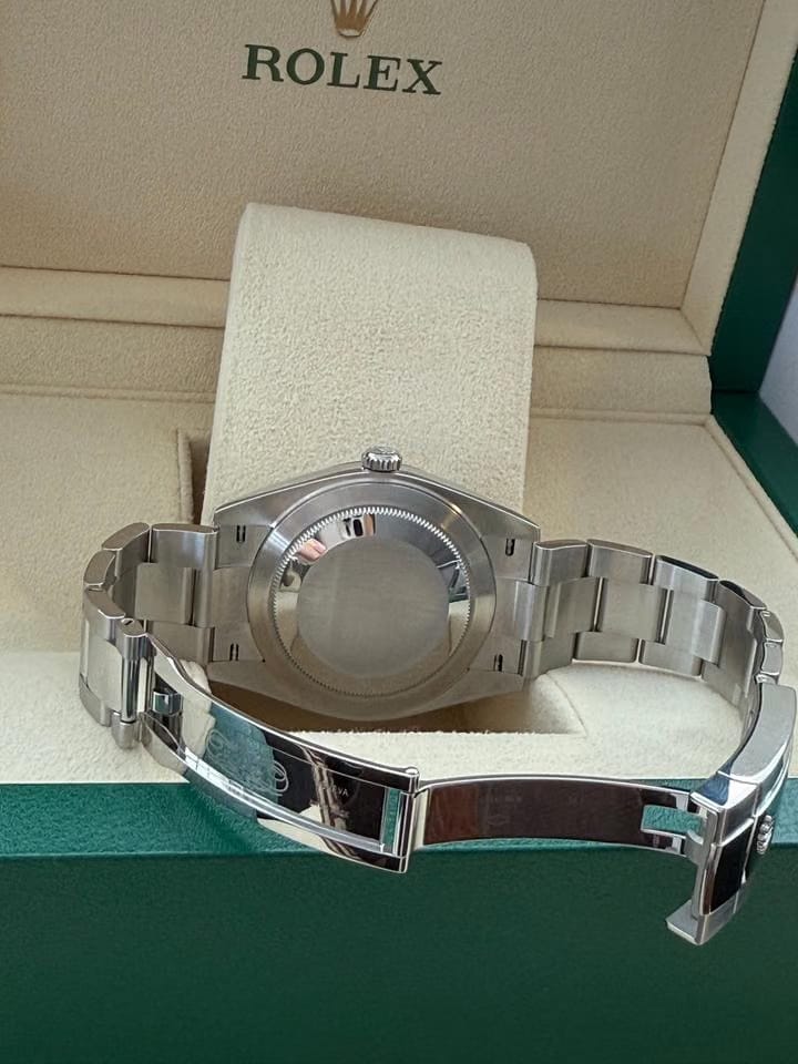 Rolex Datejust126334 Rolex datejust 41mm mint green fluted bezel oyster bracelet
