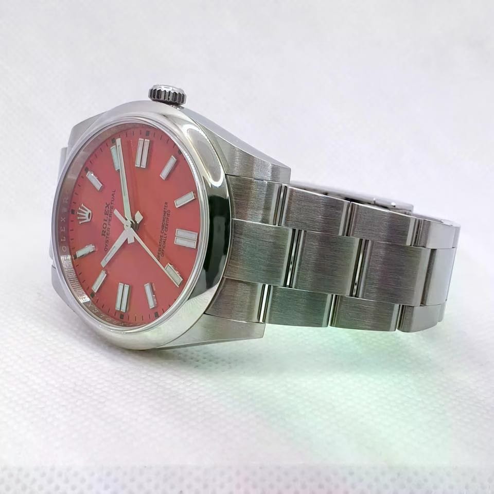 Rolex | Oyster Perpetual | 124300 | Steel | 41 mm | Steel | Red | Automatic