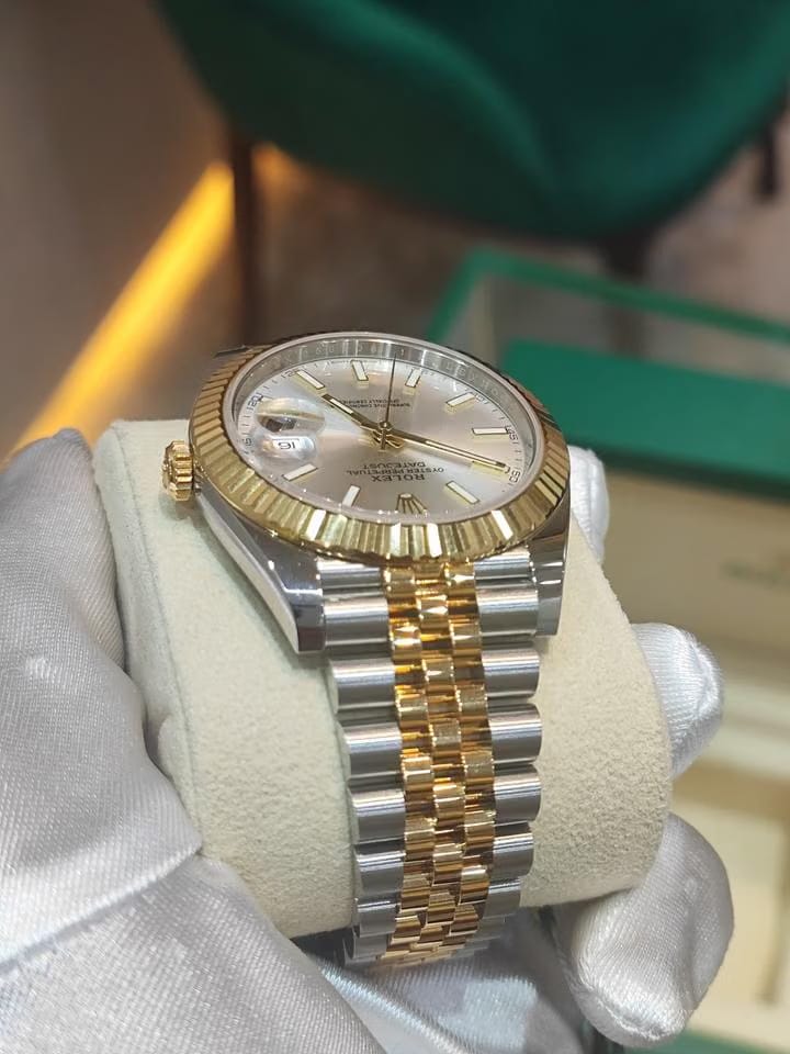 Rolex | Datejust | 126333-0002 | Gold/Steel | 41 mm | Gold/Steel | Silver | Automatic