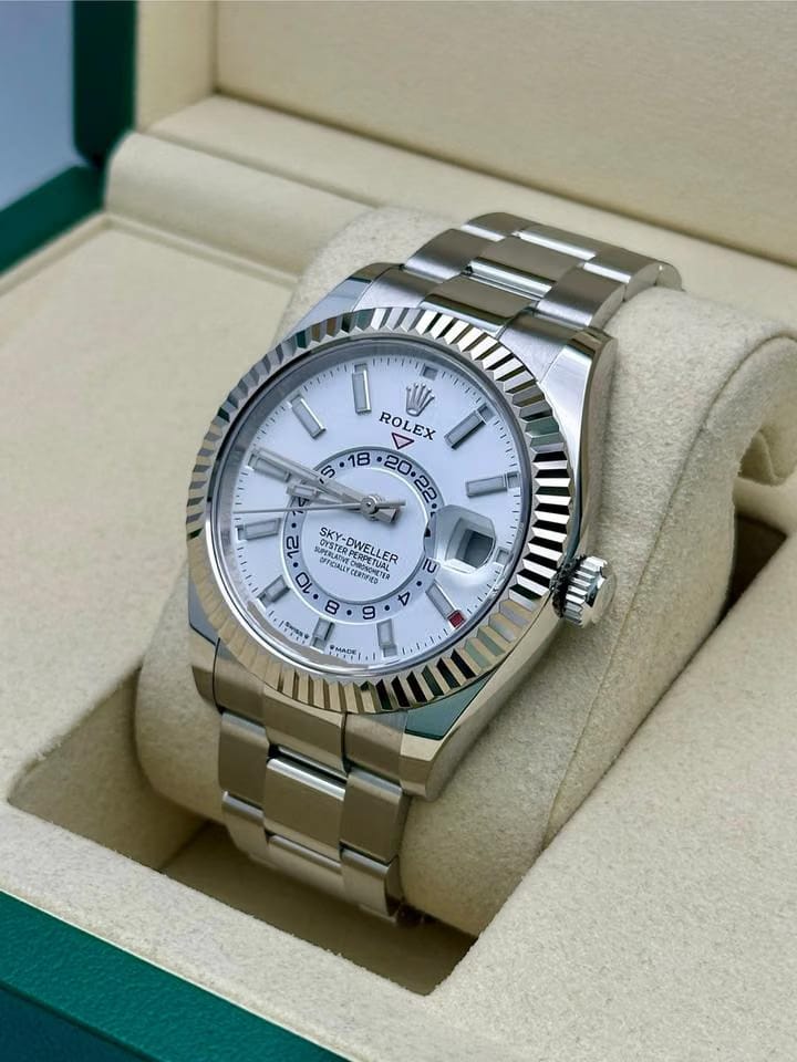 Rolex | Sky-Dweller | 336934 | Steel | 42 mm | Steel | White | Automatic