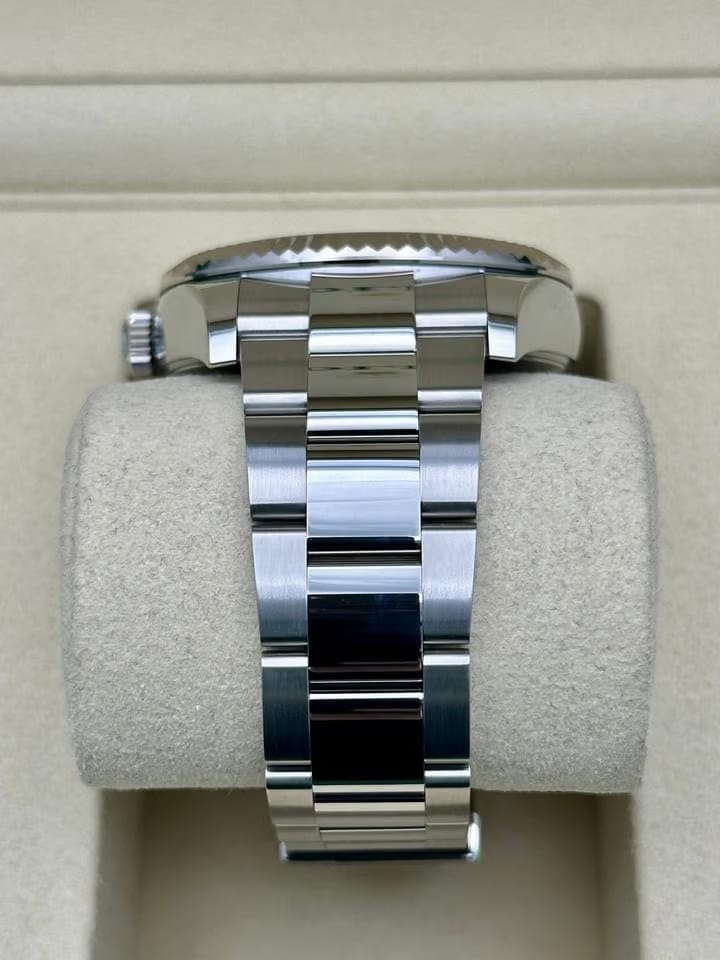 Rolex | Sky-Dweller | 336934 | Steel | 42 mm | Steel | White | Automatic