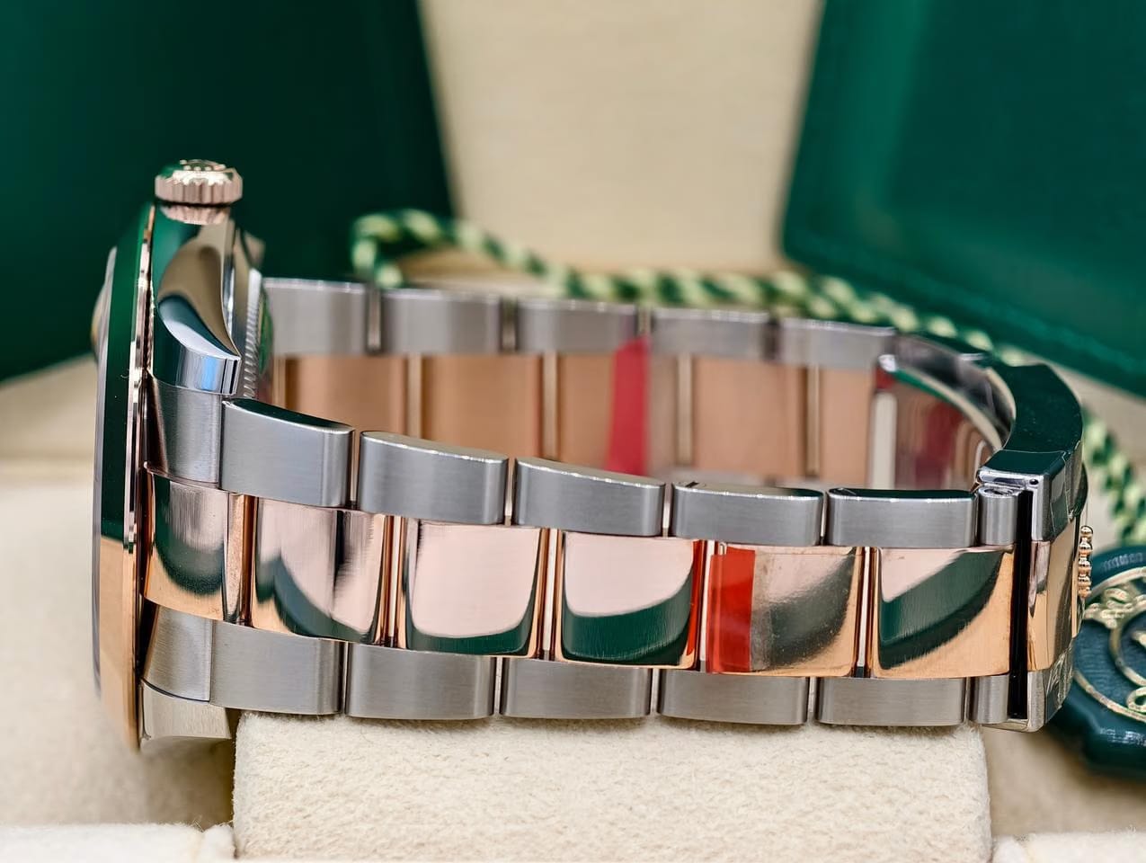 Rolex | Datejust | 126301 | Rose gold | 41 mm | Rose gold | Brown | Automatic