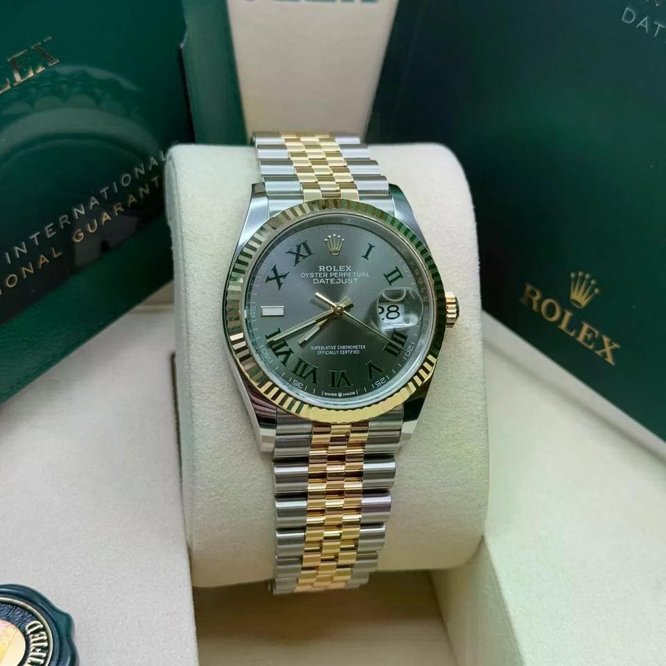 Rolex | Datejust | 126233 | Steel | 36 mm | Gold/Steel | Silver | Automatic
