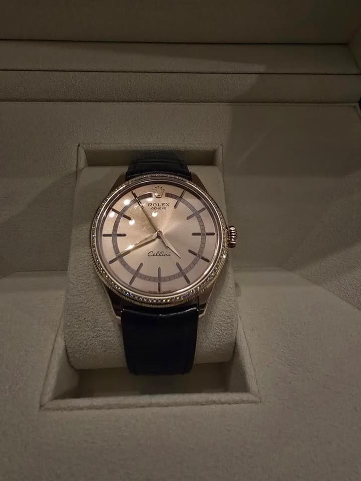Rolex | Cellini | 50605RBR | Rose gold | 39 mm | Crocodile skin | Black | Automatic