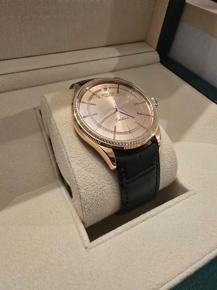 Rolex | Cellini | 50605RBR | Rose gold | 39 mm | Crocodile skin | Black | Automatic