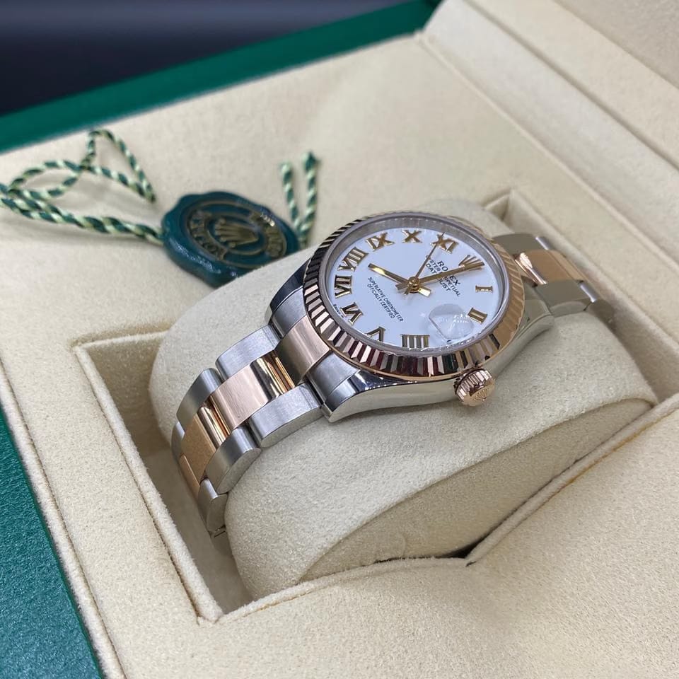 Rolex | Datejust | 278271 WHITE ROMAN OYS | Gold/Steel | 31 x 37 mm | Gold/Steel | White | Automatic
