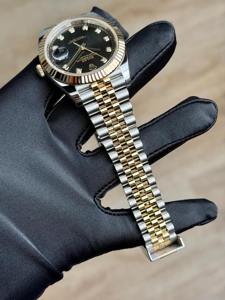 Rolex | Datejust | 126333 | Steel | 41 mm | Gold/Steel | Black | Automatic