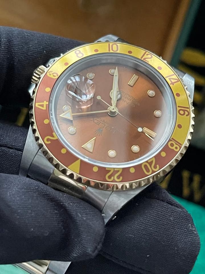 Rolex | GMT-Master II | 16713 | Gold/Steel | 40 mm | Gold/Steel | Brown | Automatic