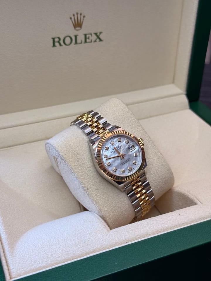 Rolex | Datejust | 279173 | Steel | 28 mm | Gold/Steel | Mother of pearl | Automatic