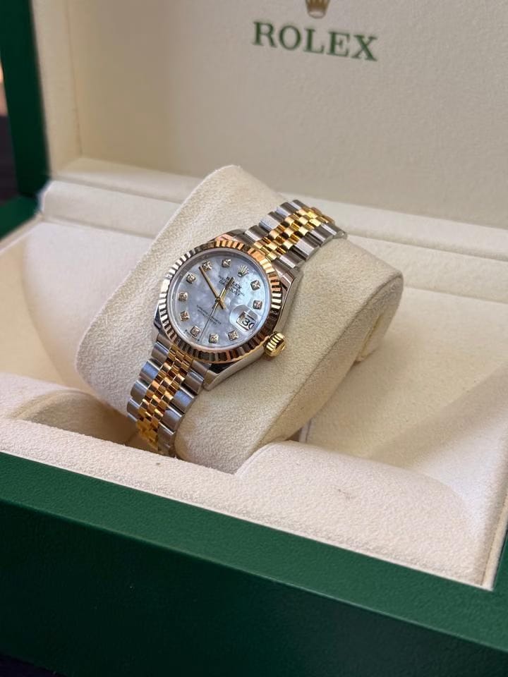 Rolex | Datejust | 279173 | Steel | 28 mm | Gold/Steel | Mother of pearl | Automatic